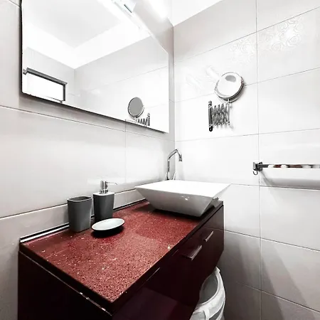 Nomad Friendly Fast Wi-fi Kitchen Ac *