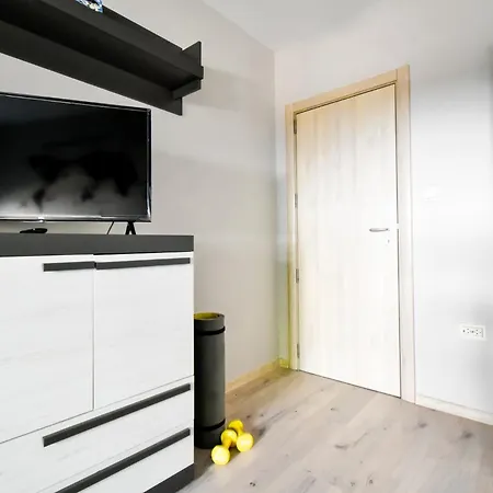 Nomad Friendly Fast Wi-fi Kitchen Ac * Sofía