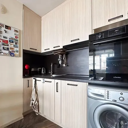 Апартамент Nomad Friendly Fast Wi-fi Kitchen Ac *